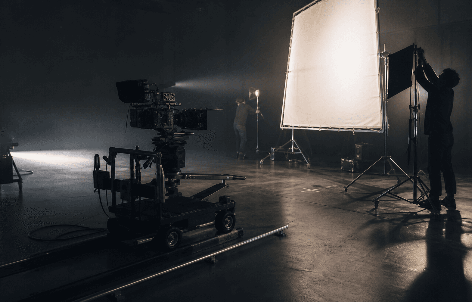 A cinematic frame representing the Arthings production process